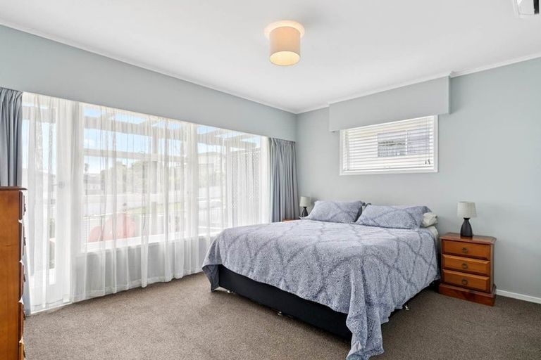 Photo of property in 95 Hillcrest Avenue, Hillcrest, Auckland, 0627