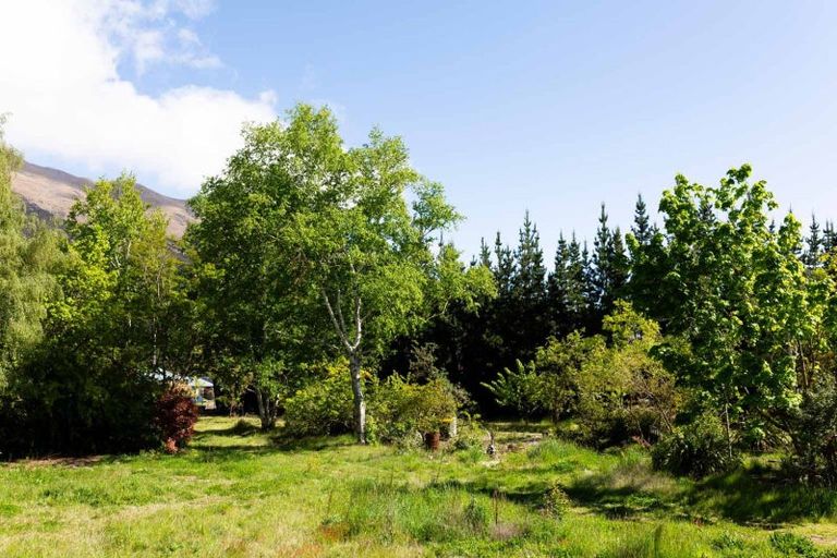 Photo of property in 8 Cemetery Road, Lake Hawea, Wanaka, 9382
