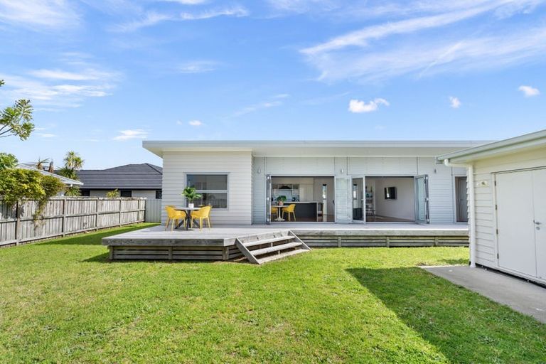 Photo of property in 31 Ata-mahina Way, Ruakaka, 0116