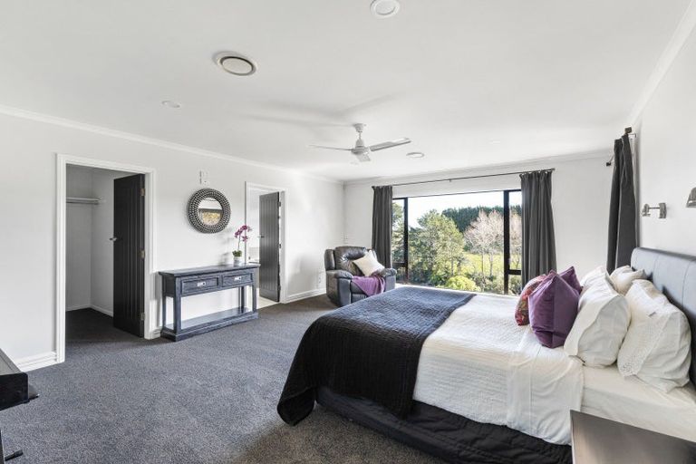 Photo of property in 354 Henwood Road, Hillsborough, New Plymouth, 4372