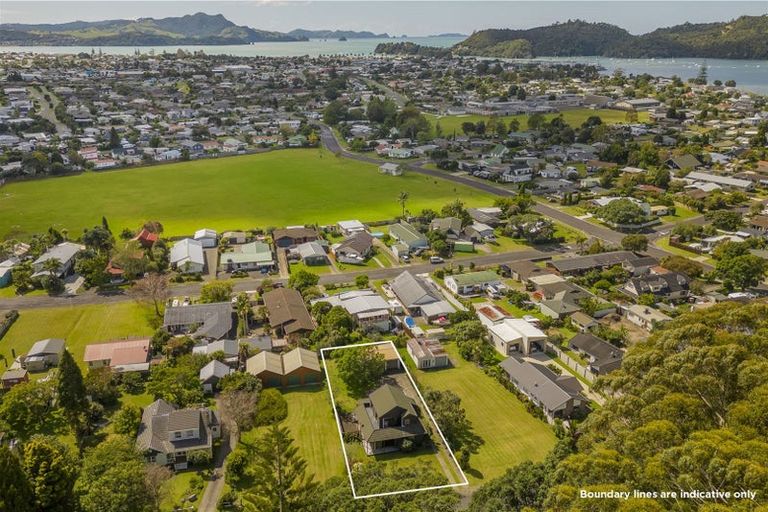 Photo of property in 93 Robinson Road, Whitianga, 3510