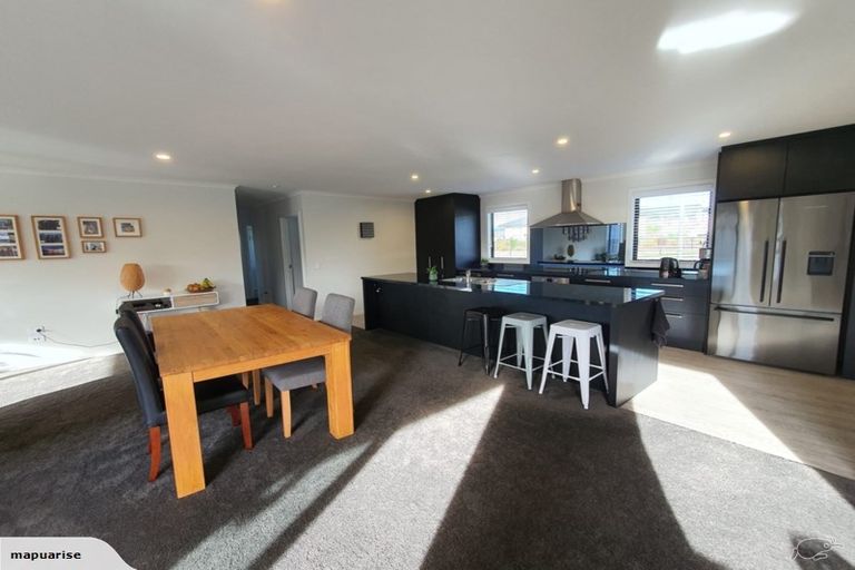 Photo of property in 4 Les Wakefield Road, Mapua, 7005