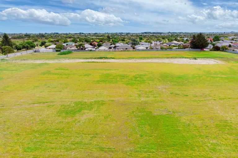 Photo of property in 68 Wattle Drive, New Brighton, Christchurch, 8083