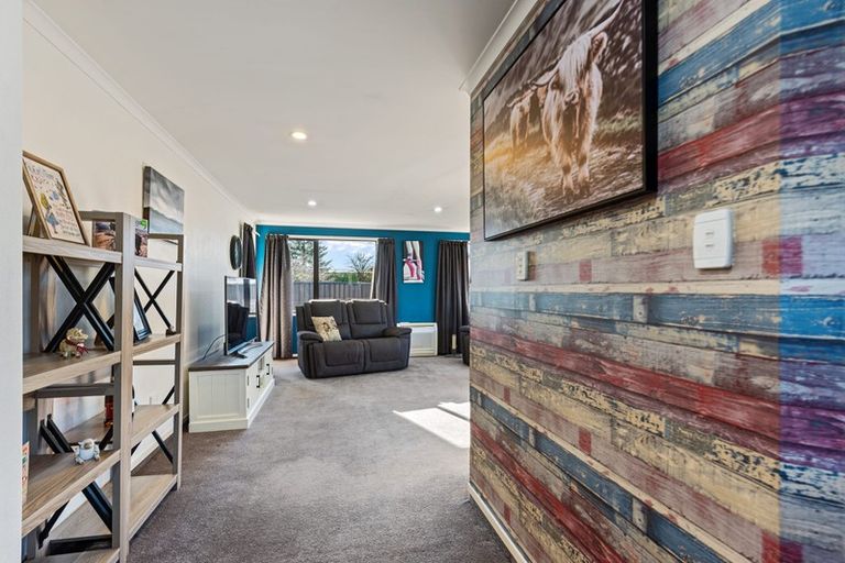 Photo of property in 95a Hokonui Drive, Gore, 9710