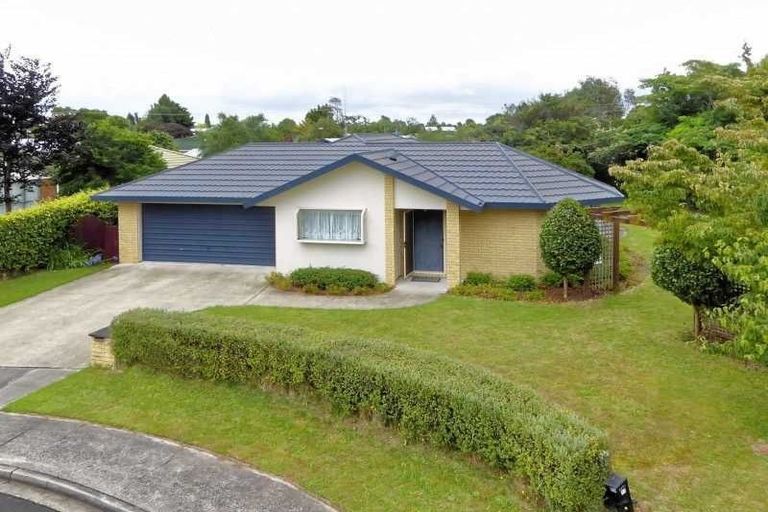 Photo of property in 10 Kimiora Close, Fairview Downs, Hamilton, 3214