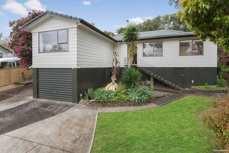 Photo of property in 26 Cranston Street, Torbay, Auckland, 0632