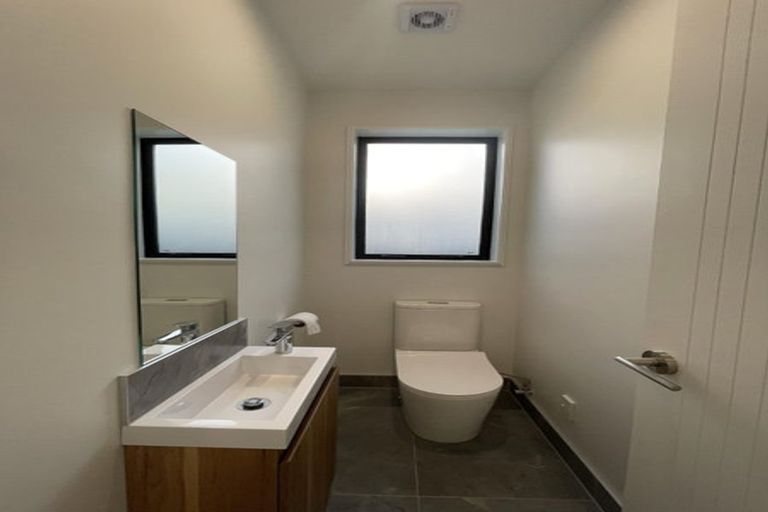 Photo of property in 26 Sandgate Avenue, Botany Downs, Auckland, 2010