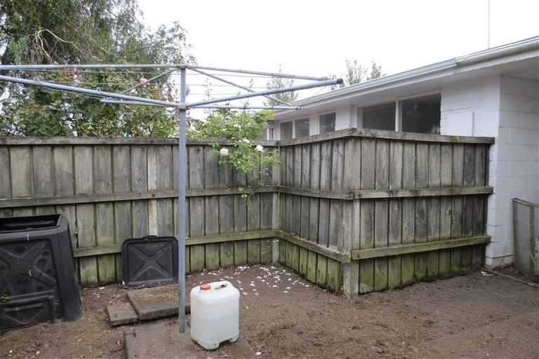 Photo of property in 2/39 Wyndham Street, Papanui, Christchurch, 8053