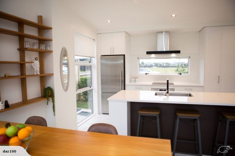 Photo of property in 10 Franks Way, Papamoa Beach, Papamoa, 3118