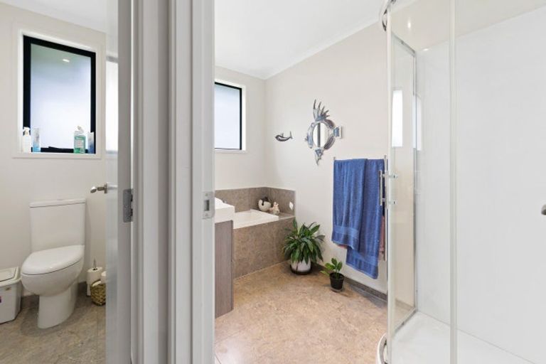 Photo of property in 11 Kahu Drive, Mangawhai, 0505