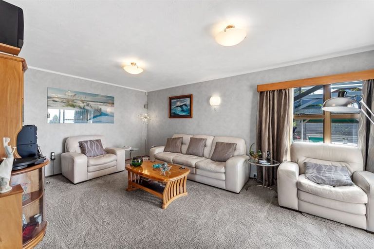 Photo of property in 32 Layton Road, Manly, Whangaparaoa, 0930