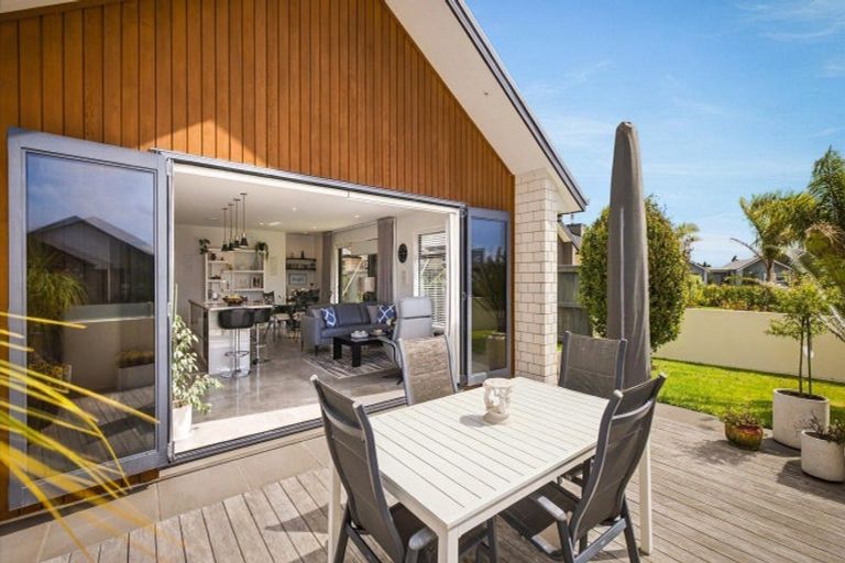 Photo of property in 6 Sarcodia Place, Papamoa Beach, Papamoa, 3118