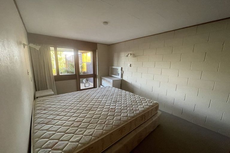 Photo of property in 13 Churchill Road, Murrays Bay, Auckland, 0630