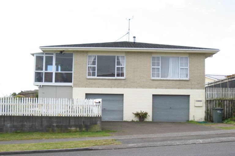 Photo of property in 10 Ellesmere Avenue, Bell Block, New Plymouth, 4312