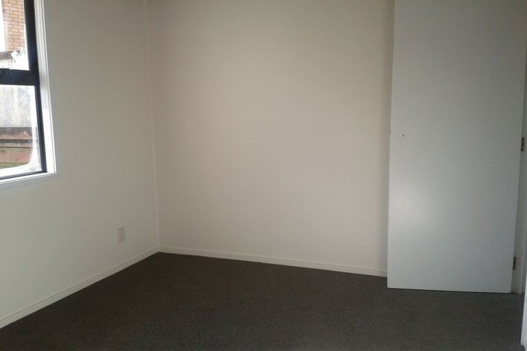 Photo of property in 19 Wells Road, Bucklands Beach, Auckland, 2012