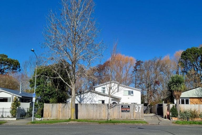 Photo of property in 37 Parkstone Avenue, Ilam, Christchurch, 8041