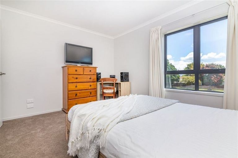 Photo of property in 410 Weymouth Road, Weymouth, Auckland, 2103