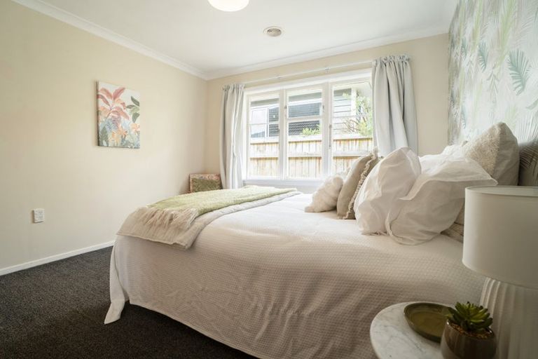 Photo of property in 10a Larsen Crescent, Tawa, Wellington, 5028