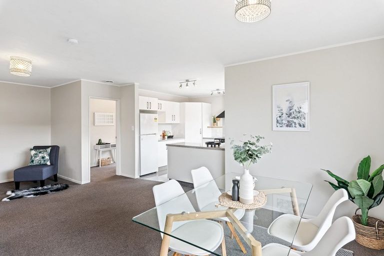 Photo of property in 42a Hookway Grove, Paraparaumu, 5032