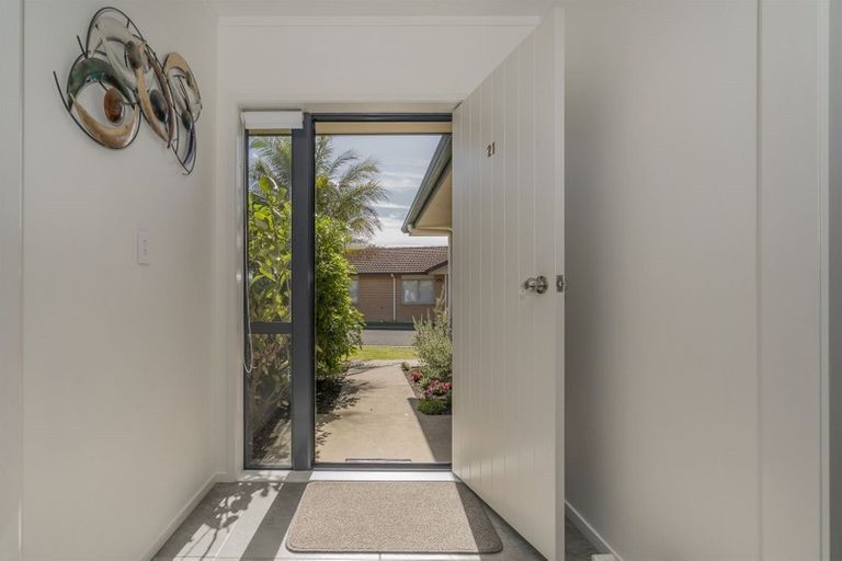 Photo of property in Mayfair Gardens, 3/2 Mayfair Close, Whitianga, 3510