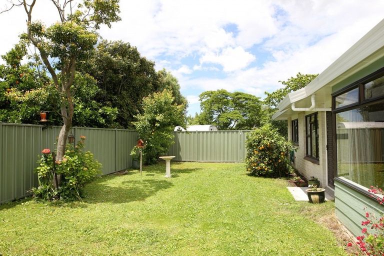 Photo of property in 243a Warwick Road, Mayfair, Hastings, 4122