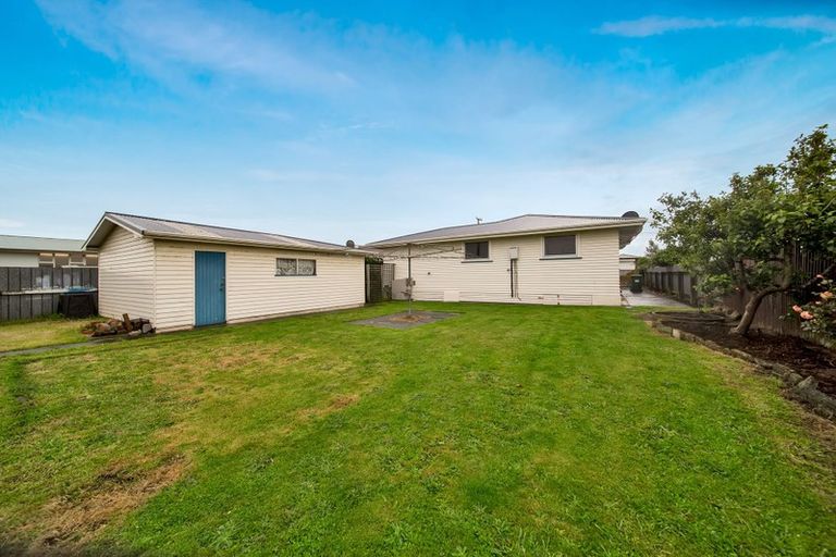 Photo of property in 25 Pacey Avenue, Hawera, 4610
