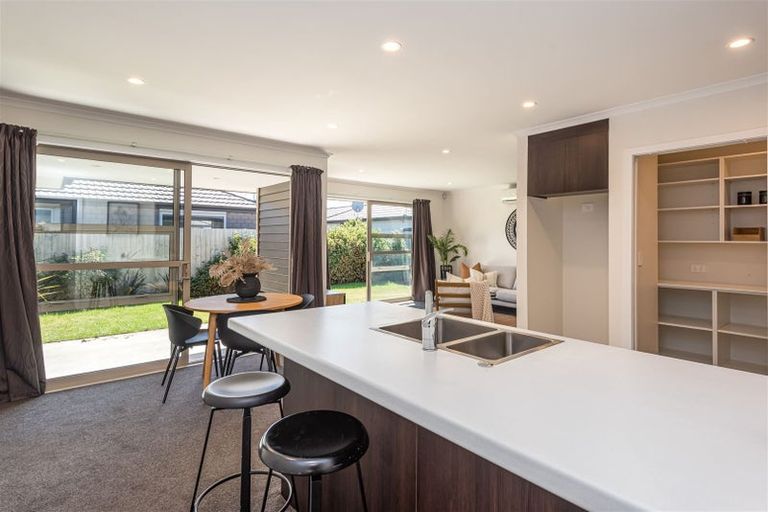 Photo of property in 14 Bradwell Crescent, Halswell, Christchurch, 8025