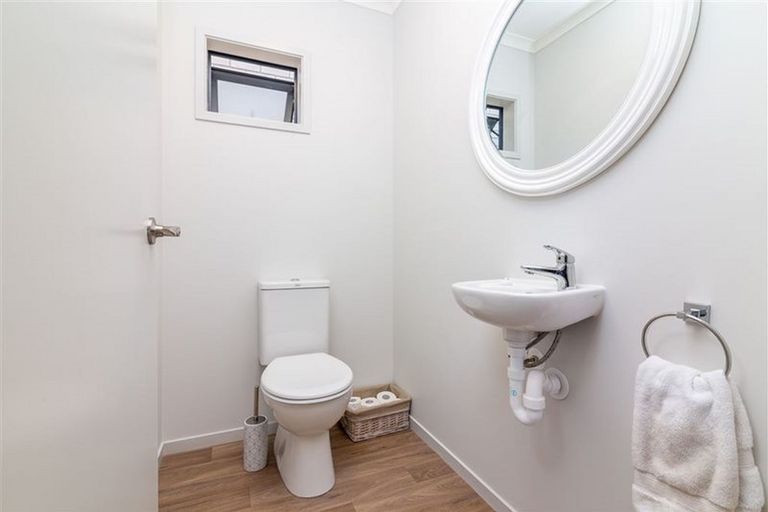 Photo of property in 410 Weymouth Road, Weymouth, Auckland, 2103