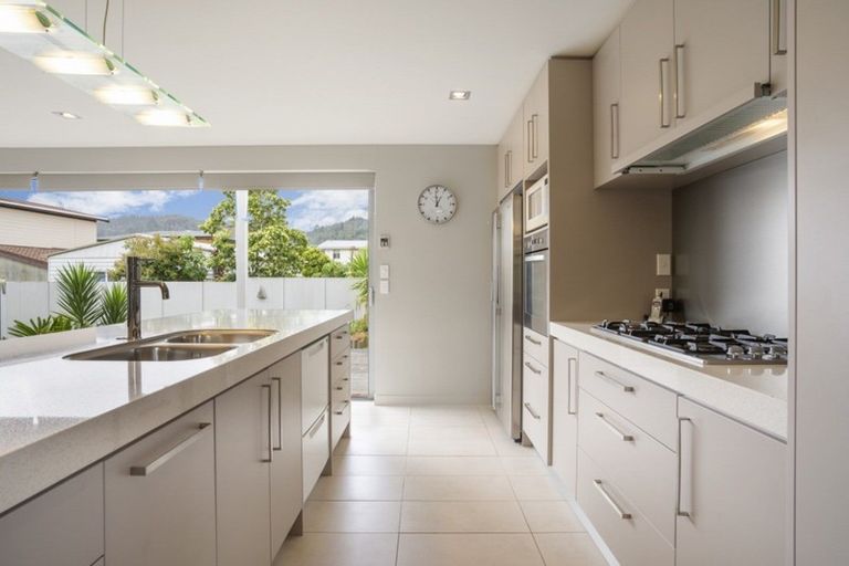 Photo of property in 404 Harbour View Road, Whangamata, 3620