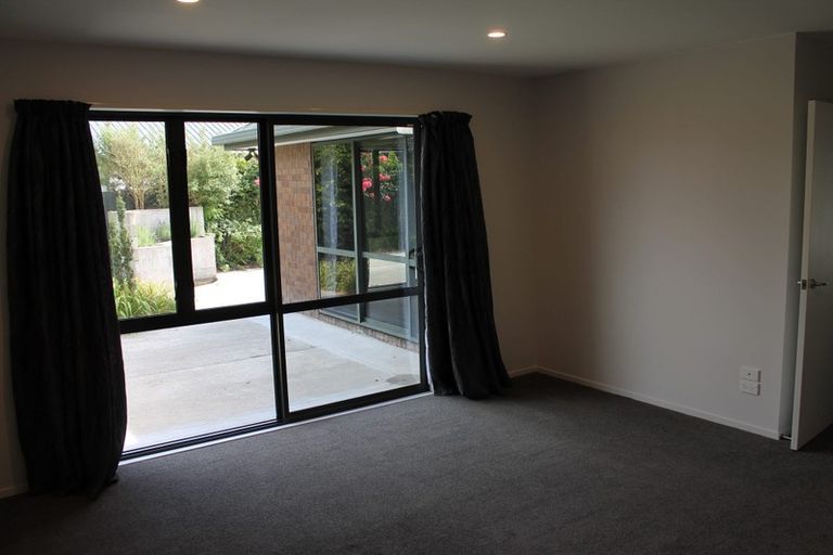 Photo of property in 56 Forest Drive, Parklands, Christchurch, 8083