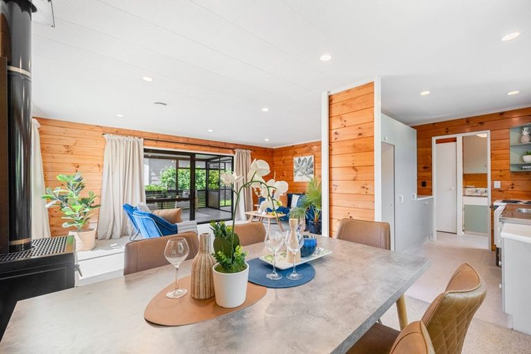 Photo of property in 31 Dale Road, Raumati South, Paraparaumu, 5032