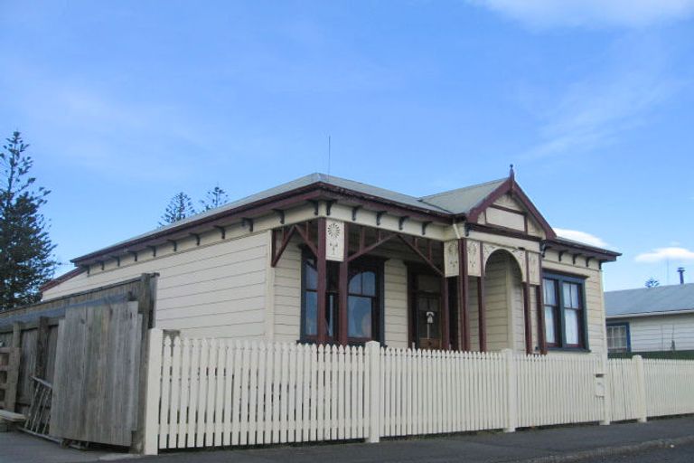 Photo of property in 120 Te Awa Avenue, Te Awa, Napier, 4110
