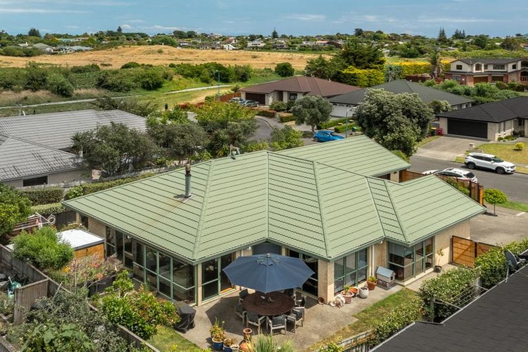 Photo of property in 159 Milne Drive, Paraparaumu, 5032