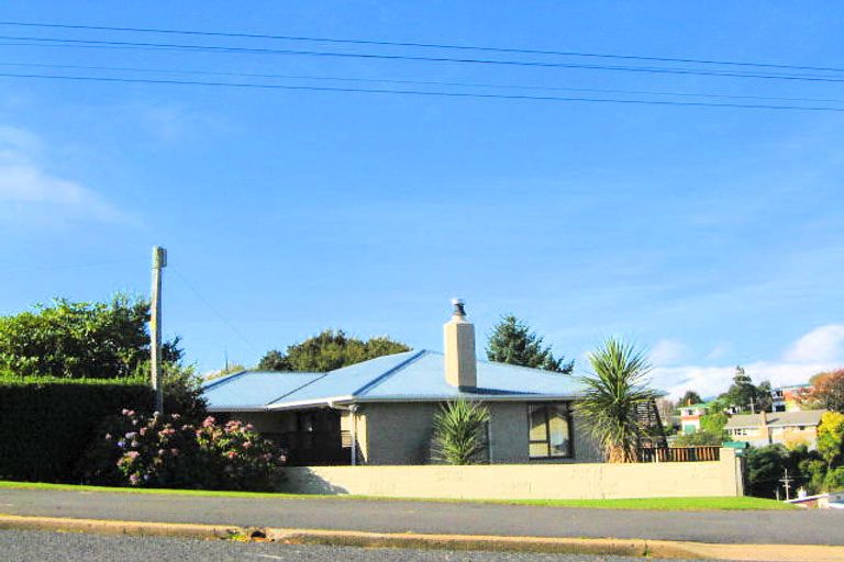 Photo of property in 250 Helensburgh Road, Helensburgh, Dunedin, 9010