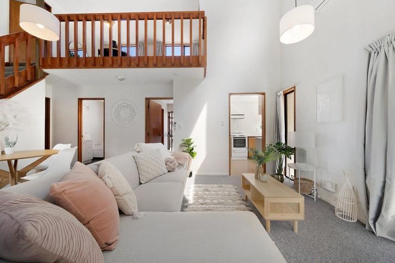 Photo of property in 25b Williams Street, Sunshine Bay, Queenstown, 9300