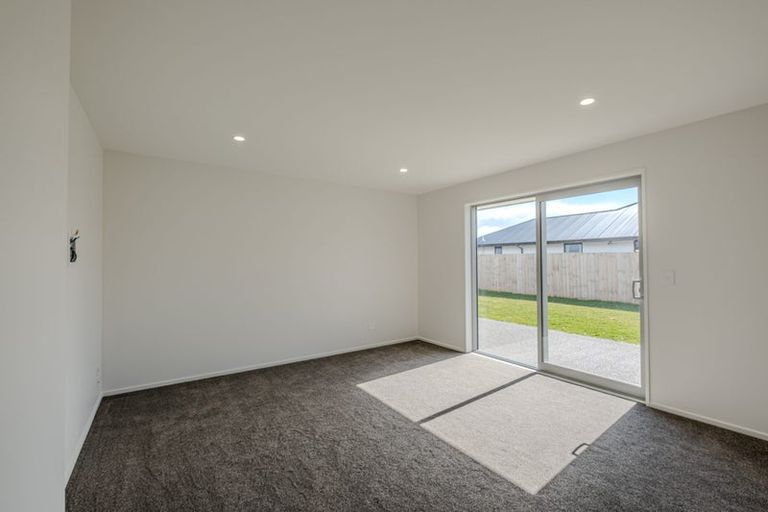 Photo of property in 49 Suffolk Drive, Kirwee, 7571