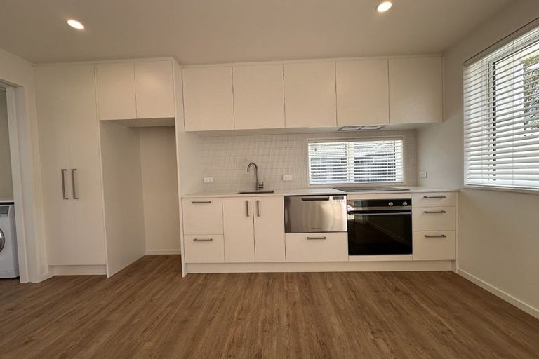 Photo of property in 3/23 Woodville Street, Edgeware, Christchurch, 8013