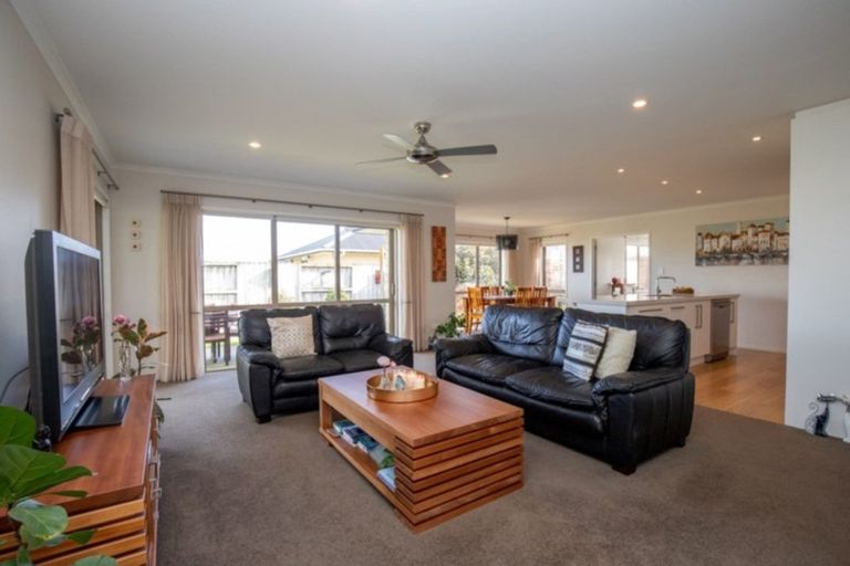 Photo of property in 21 Benner Drive, Ngatea, 3503