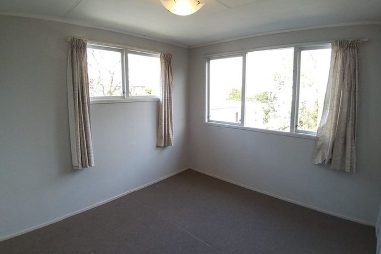 Photo of property in 2/6 Sydney Street, Hauraki, Auckland, 0622