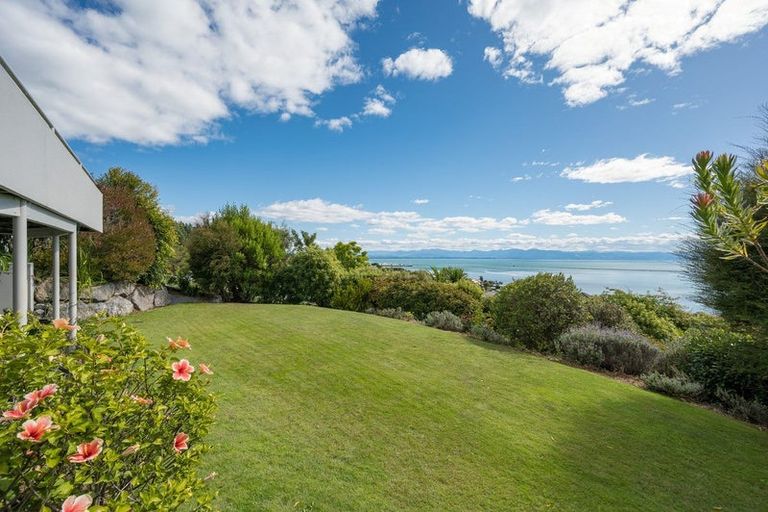 Photo of property in 6 Cape View, Atawhai, Nelson, 7010