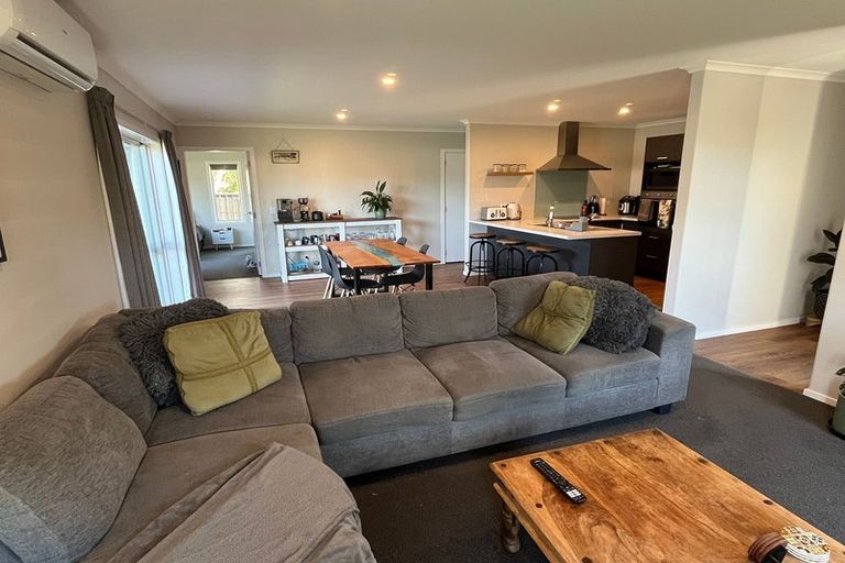 Photo of property in 192 Bridge Street, Bulls, 4818