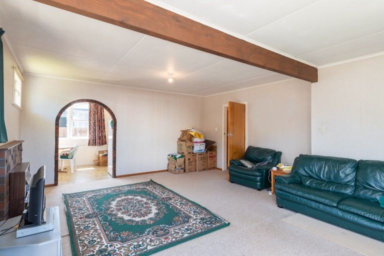 Photo of property in 4 California Drive, Totara Park, Upper Hutt, 5018