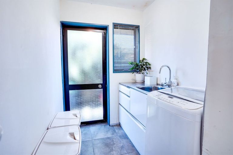 Photo of property in 52 Steadman Road, Broomfield, Christchurch, 8042