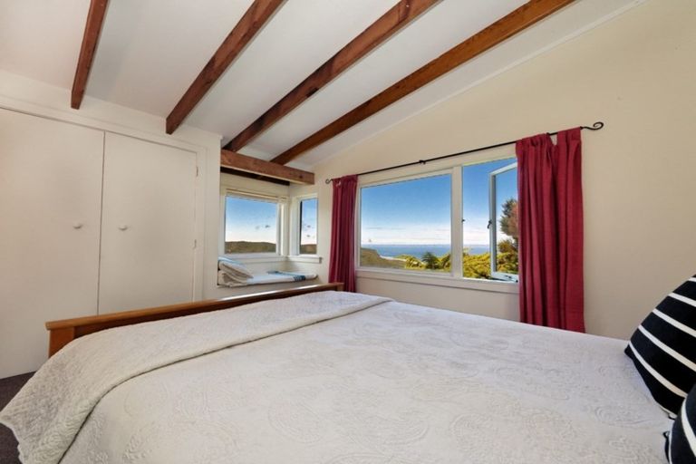 Photo of property in 193 Piha Road, Piha, New Lynn, 0772