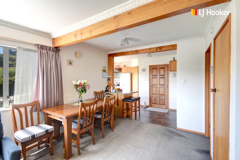 Photo of property in 28 Elwyn Crescent, Green Island, Dunedin, 9018