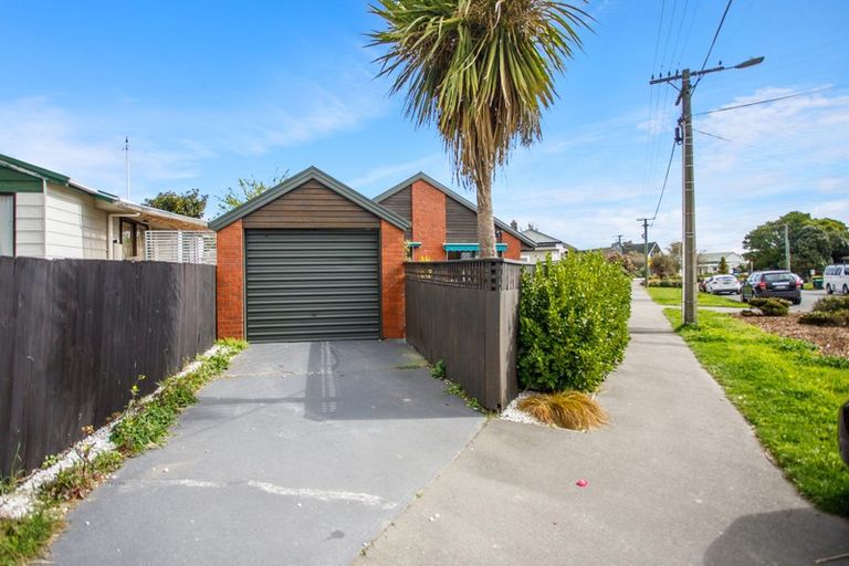 Photo of property in 12 Macaulay Street, Addington, Christchurch, 8024