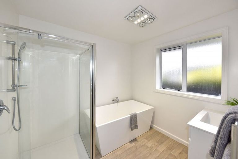 Photo of property in 60 Quinns Road, Shirley, Christchurch, 8013