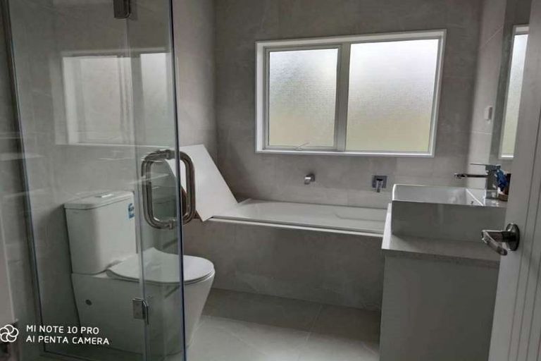 Photo of property in 151 Tiriwa Drive, Massey, Auckland, 0614