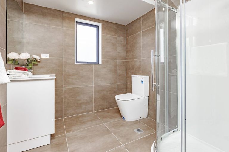 Photo of property in 10b Kotahitanga Street, Papakura, 2110