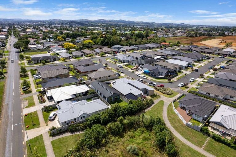 Photo of property in 7 O Ruamano Crescent, Pukekohe, 2120